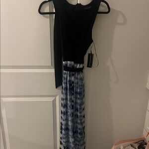 NWT Jessica Howard Navy Sleeveless Dress fits beautiful lined with Zip back